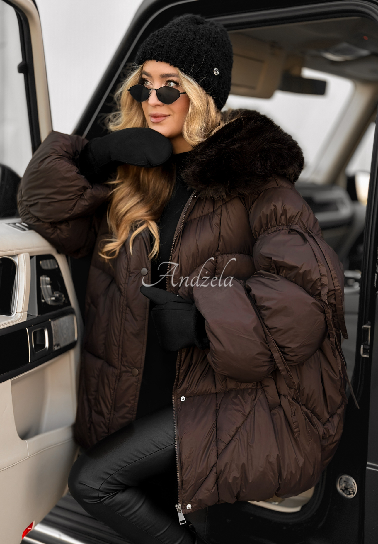 Quilted jacket with fur Cold Without You chocolate.