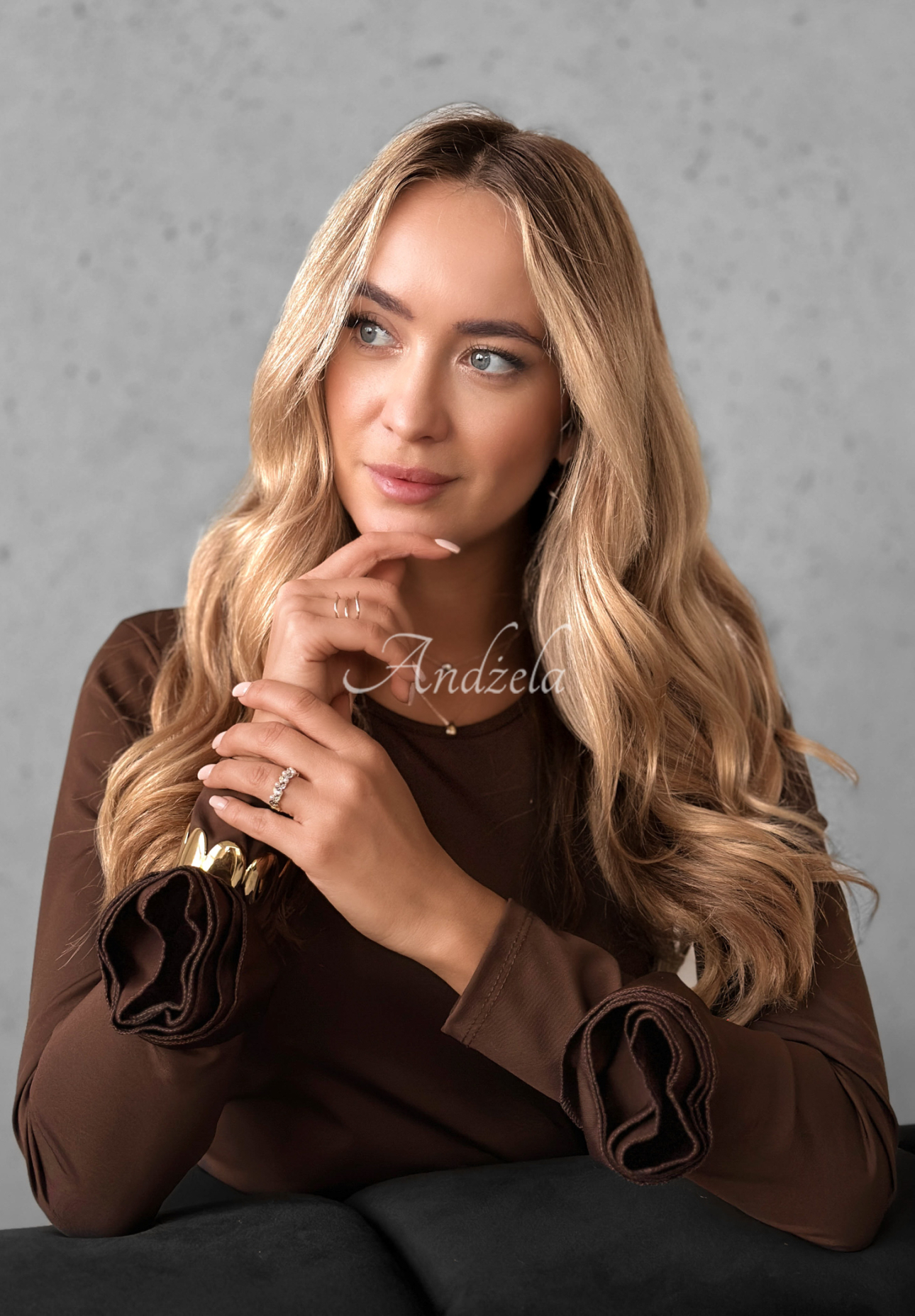 Blouse with decorative roses Rose All Day chocolate