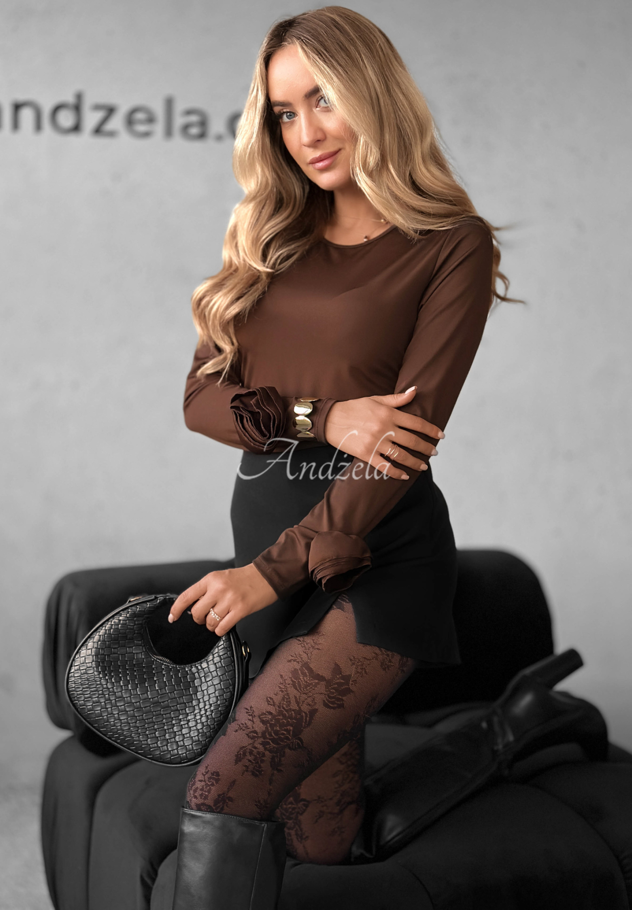 Blouse with decorative roses Rose All Day chocolate