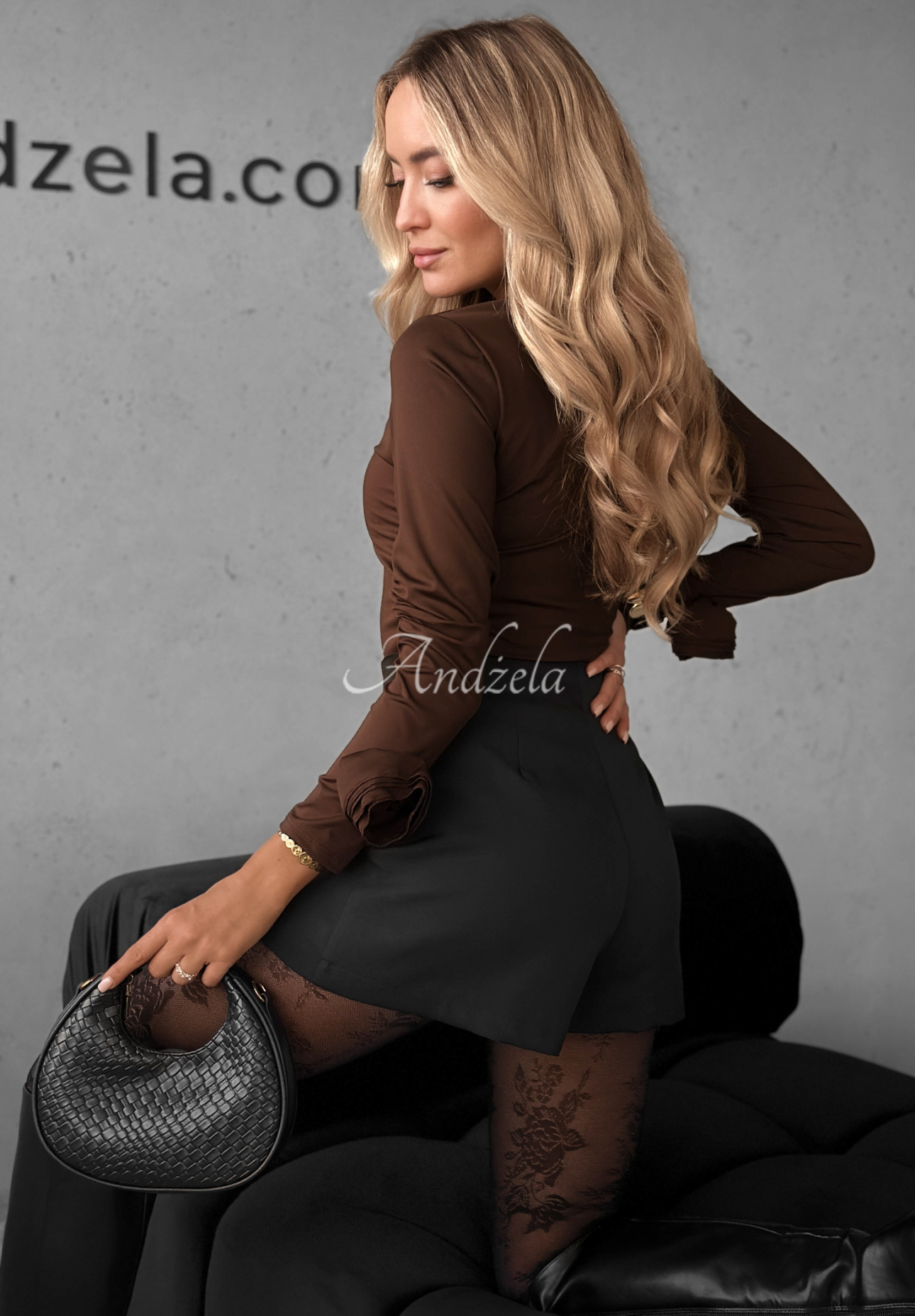 Blouse with decorative roses Rose All Day chocolate