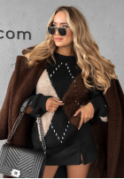 Sweter w romby Sweet Apple Pie czarny