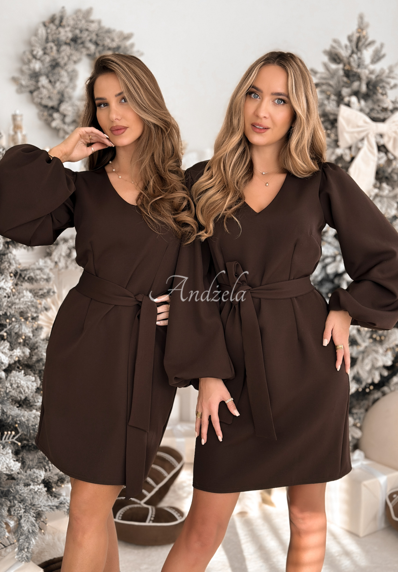 Different Vibes mini dress chocolate