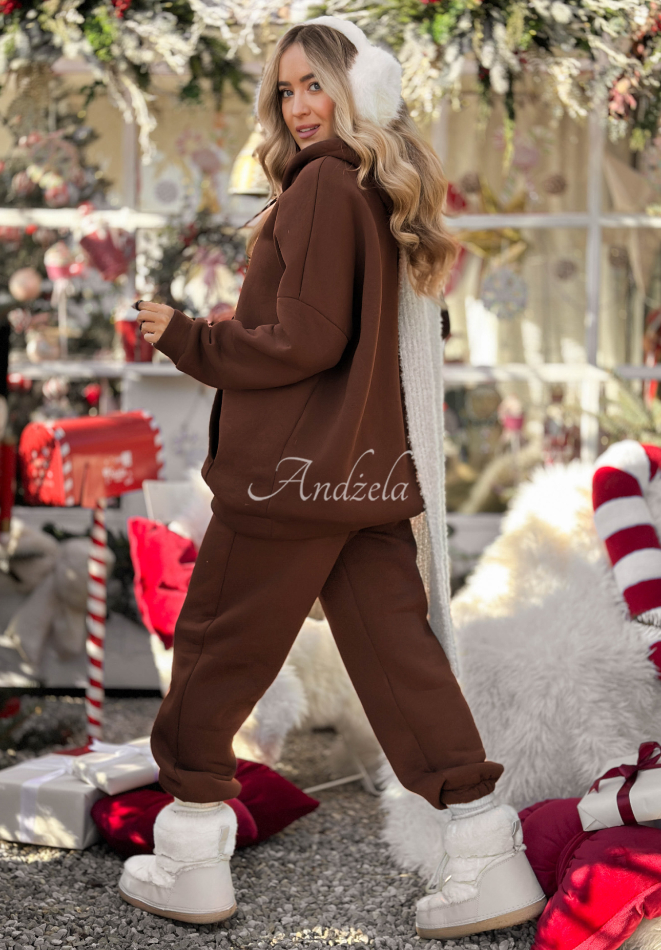 Komplet dresowy bluza i spodnie Chill Code czekoladowy