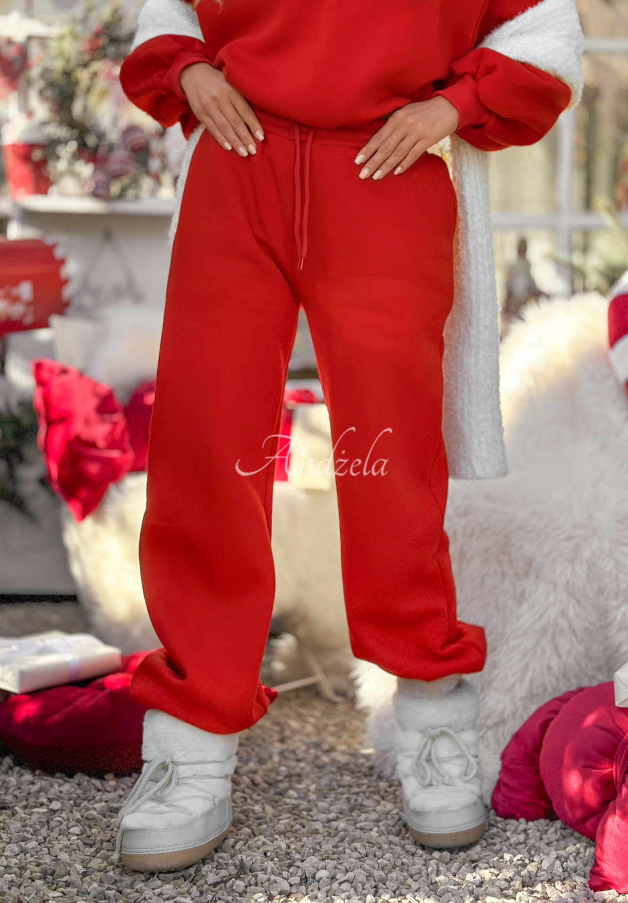Comfy Duette red insulated tracksuit set