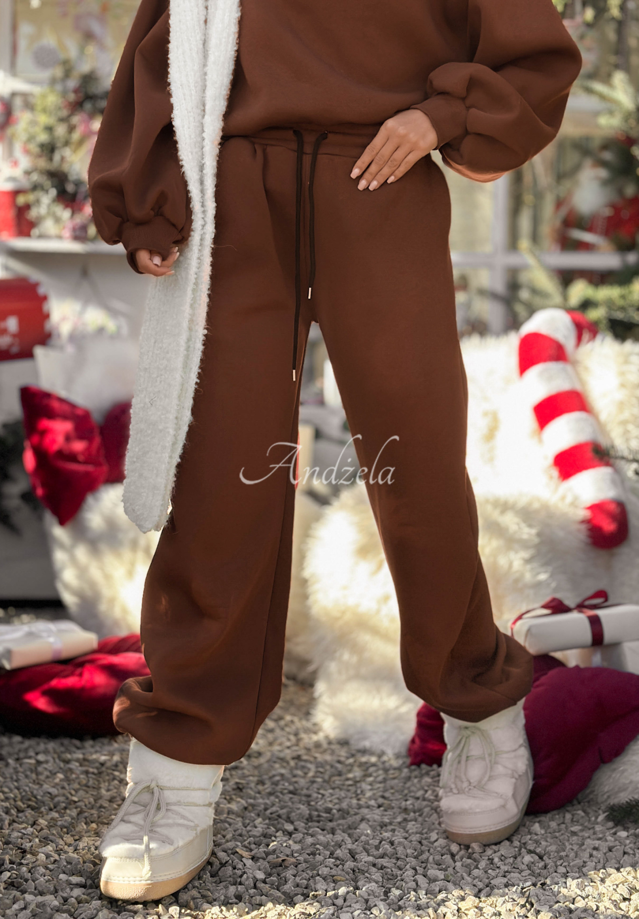 Comfy Duette chocolate insulated tracksuit set