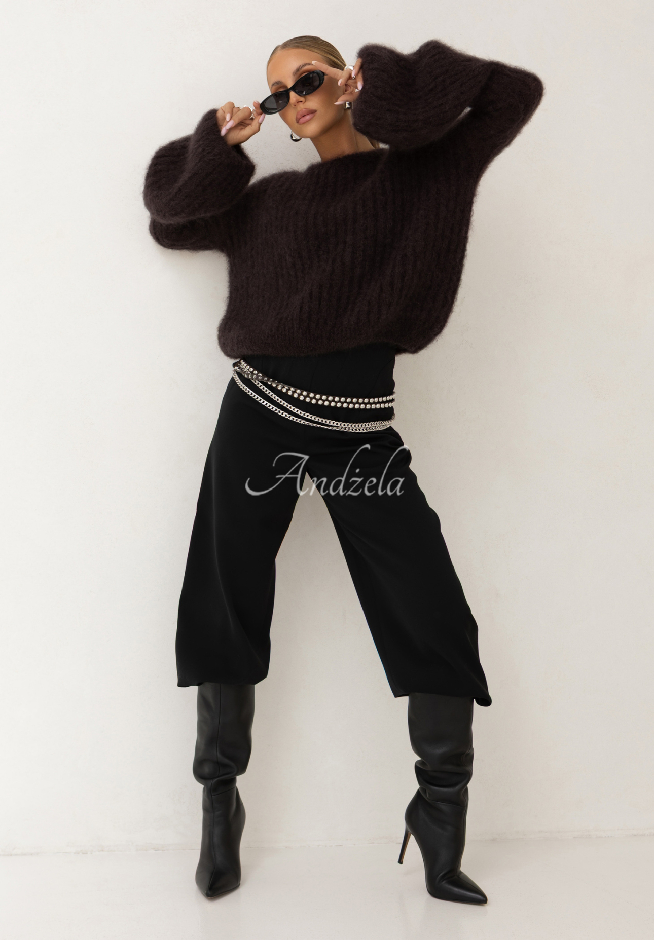 Moherowy sweter z szerokimi rękawami Cocomore Cloudly ciemnoczekoladowy