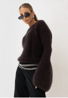 Moherowy sweter z szerokimi rękawami Cocomore Cloudly czekoladowy