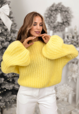 Moherowy sweter z szerokimi rękawami Better Than That ż&oacute;łty