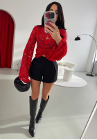 Koronkowa bluzka ze stójką i szerokimi rękawami La Milla Why Not You czerwona