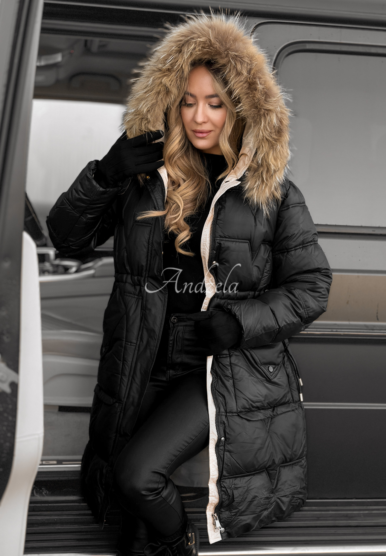 Rivia long quilted jacket black