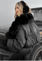 Krótka kurtka z futerkiem Snow Thanks czarna