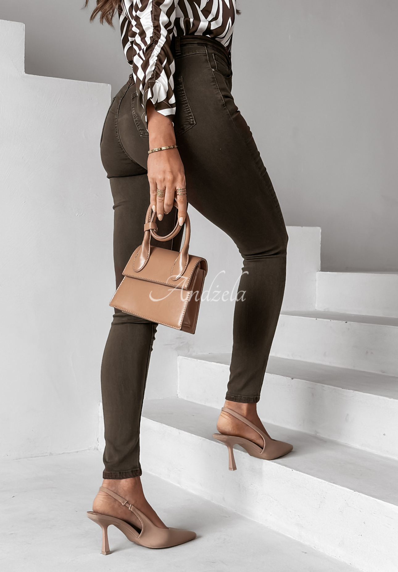 Kendriss chocolate skinny jean pants II