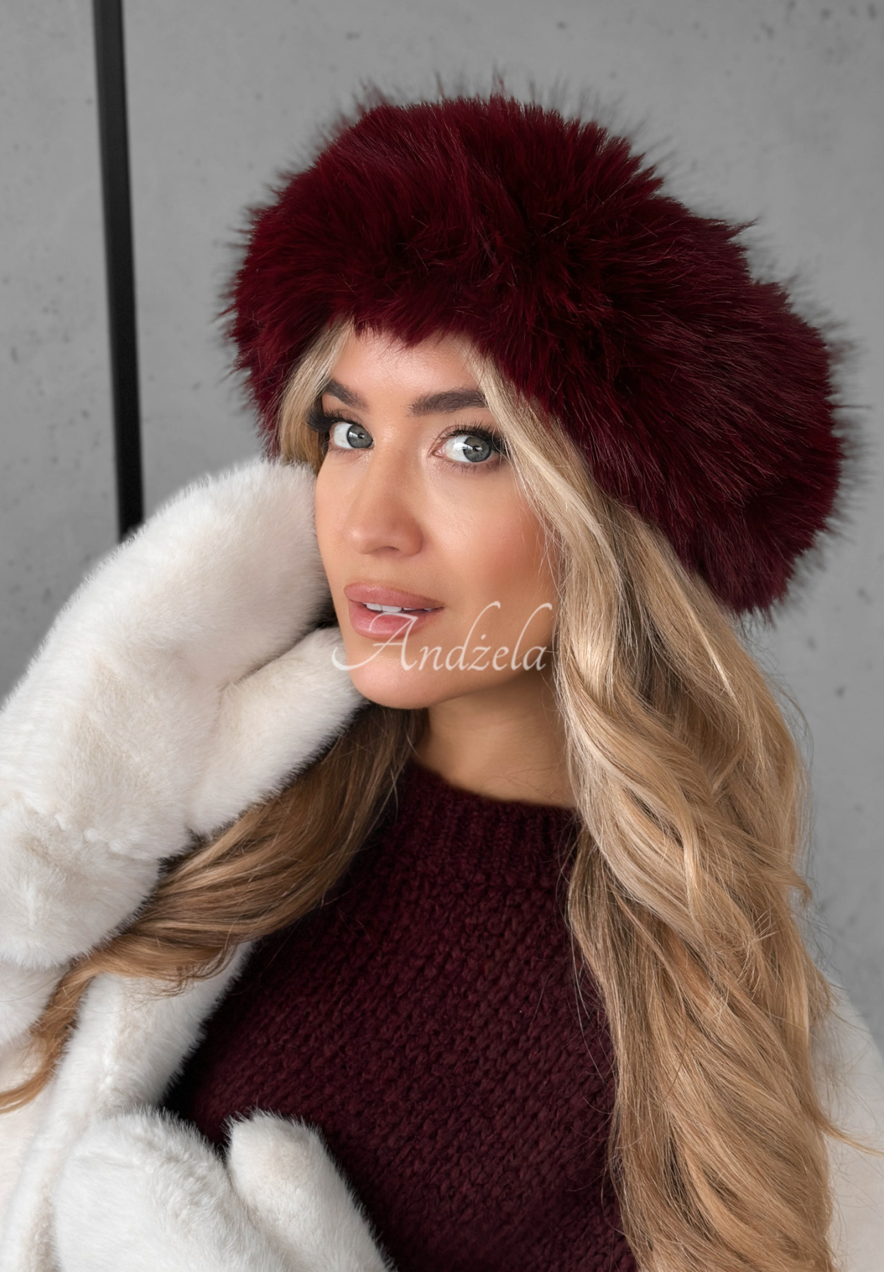 Opaska z futerkiem Not To Allow burgundowa