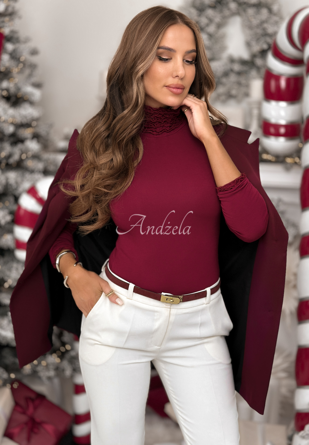 Wiskozowa bluzka longsleeve z golfem Your Own Luck burgundowa