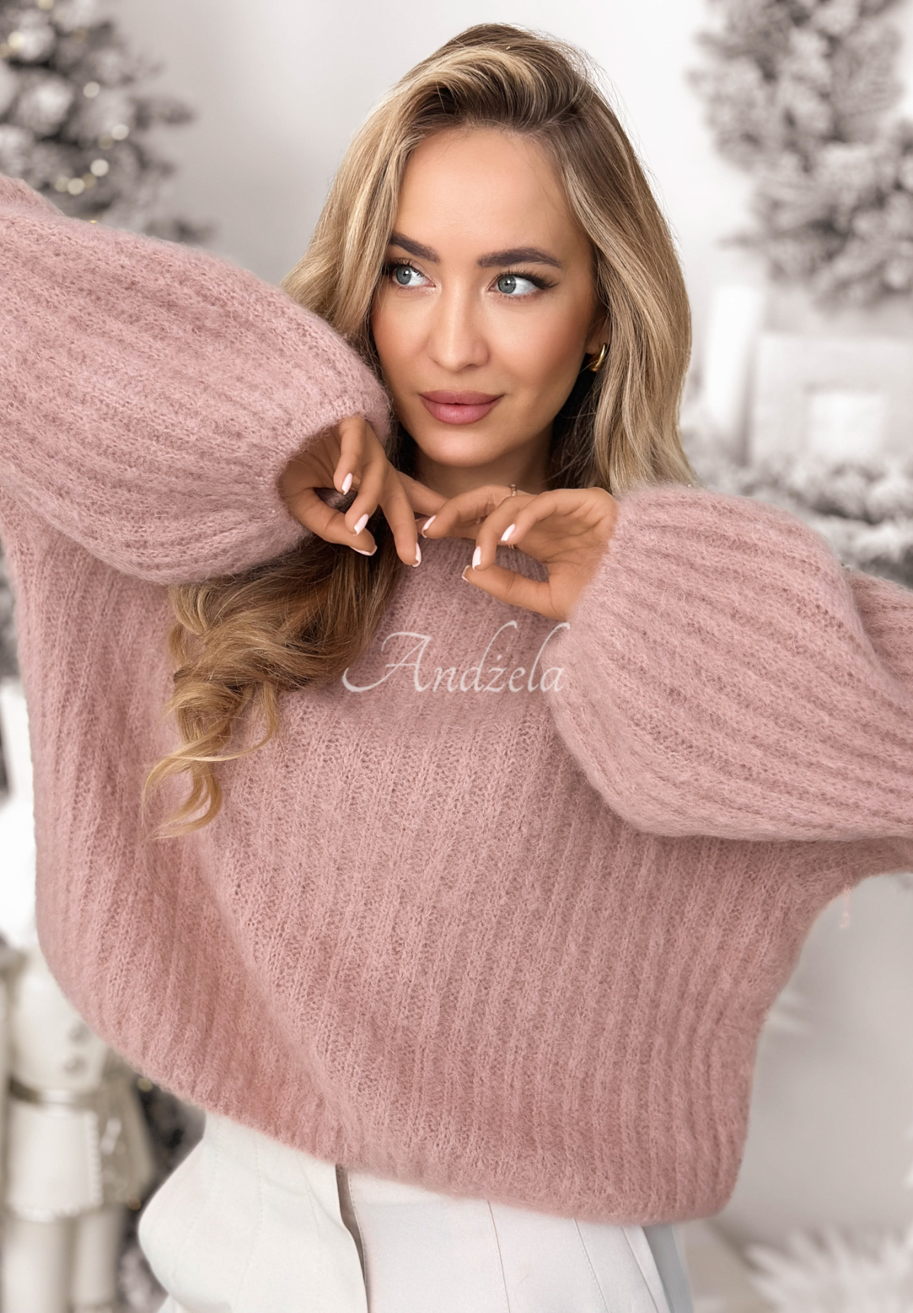 Mohair sweater with wide sleeves Better Than That powder pink