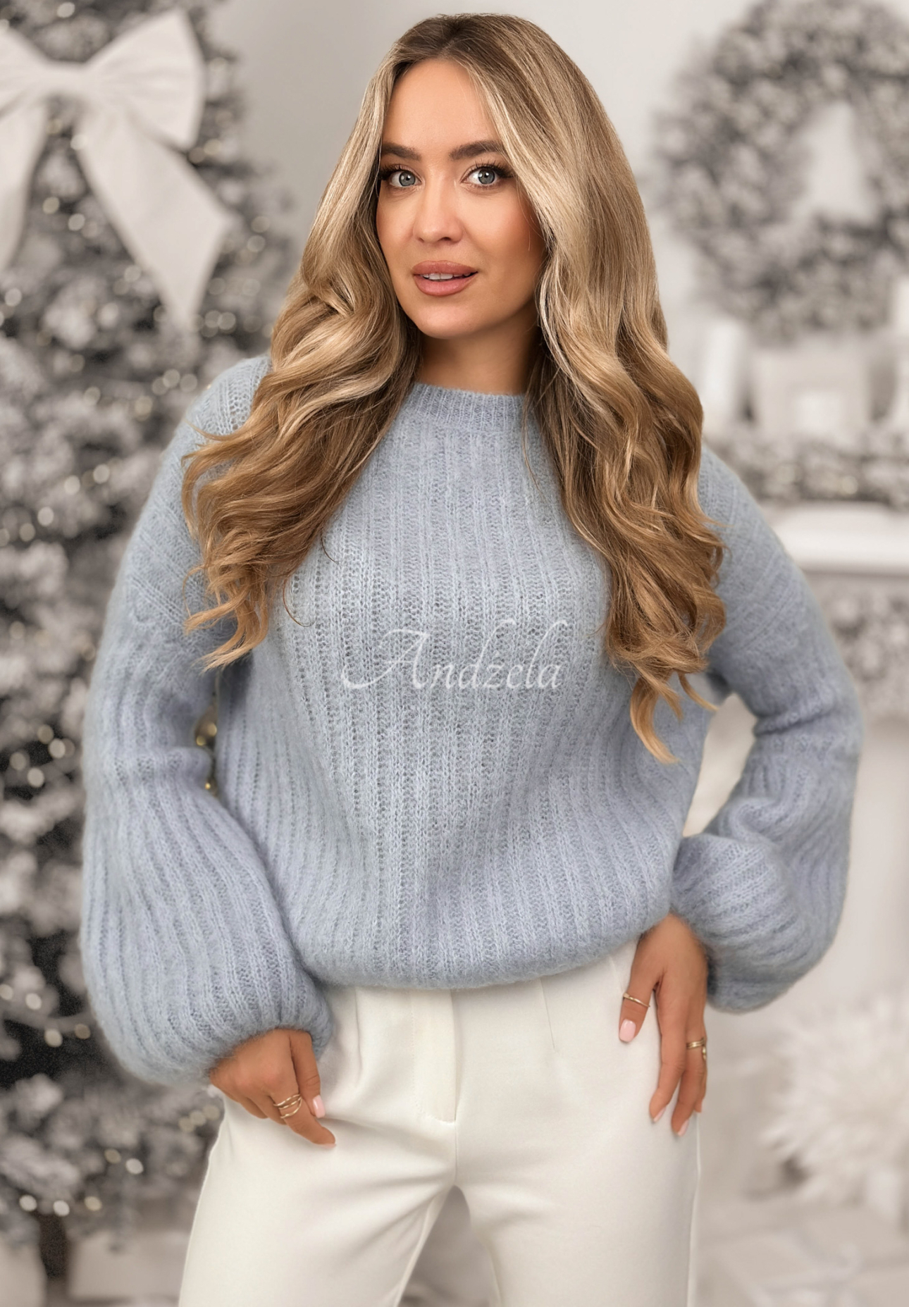 Moherowy sweter z szerokimi rękawami Better Than That błękitny