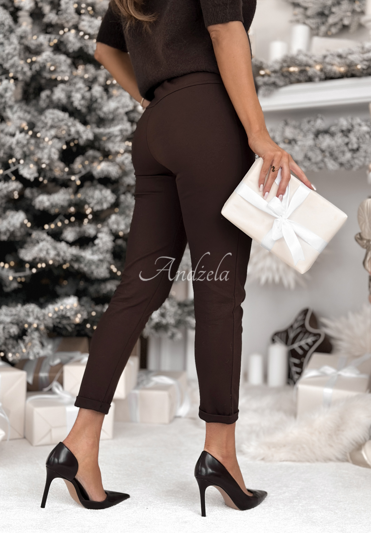 Viscose pants with belt Alone We Can chocolate