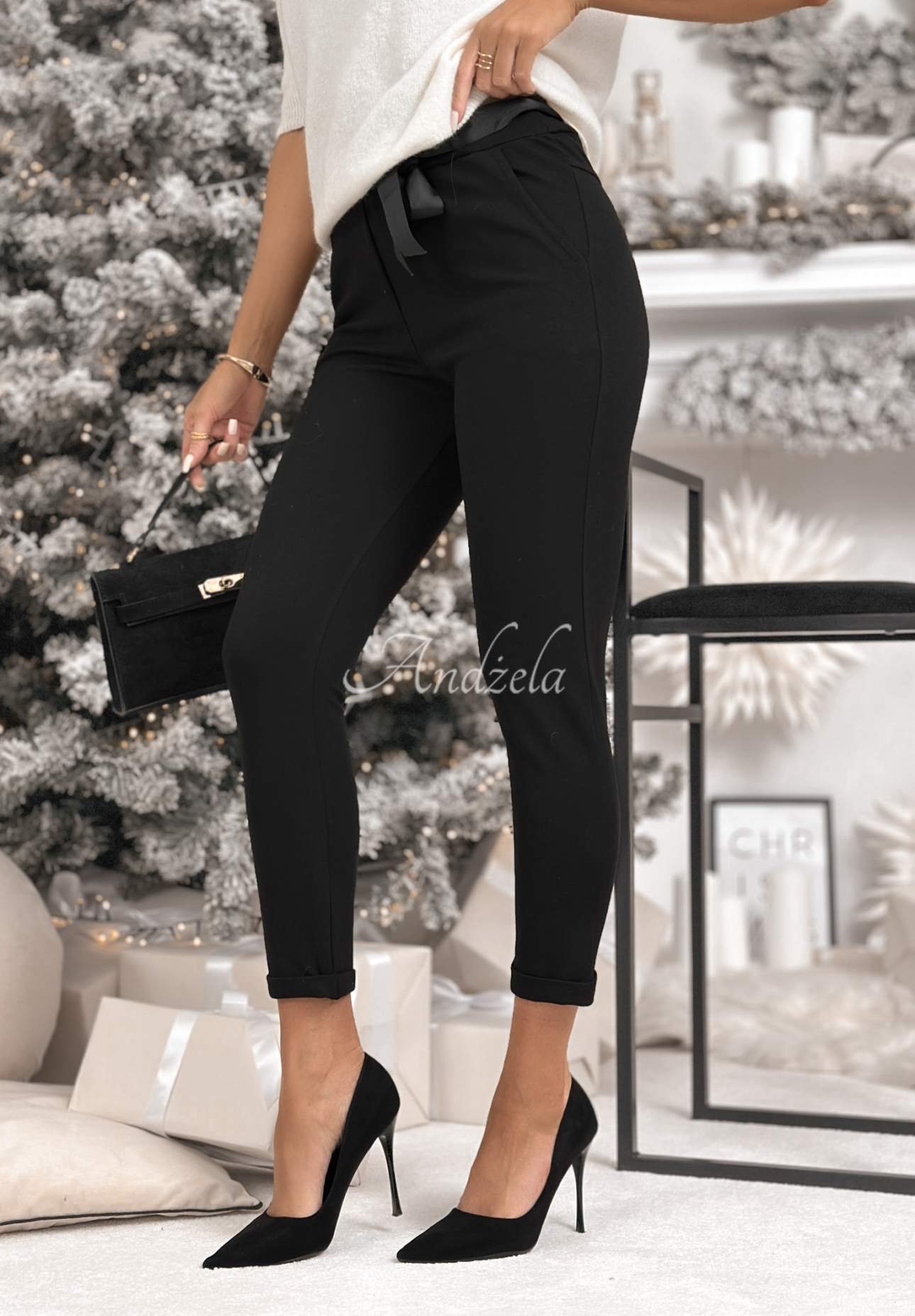 Viscose pants with belt Alone We Can black