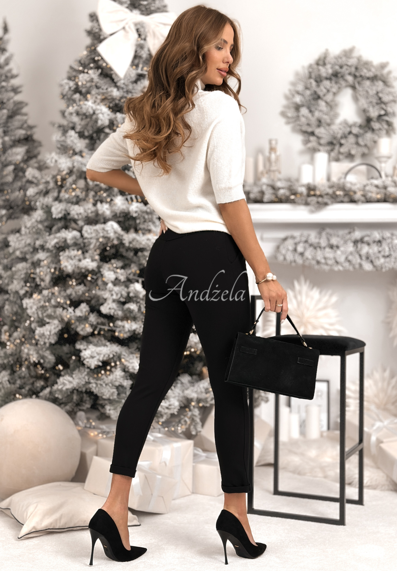 Viscose pants with belt Alone We Can black