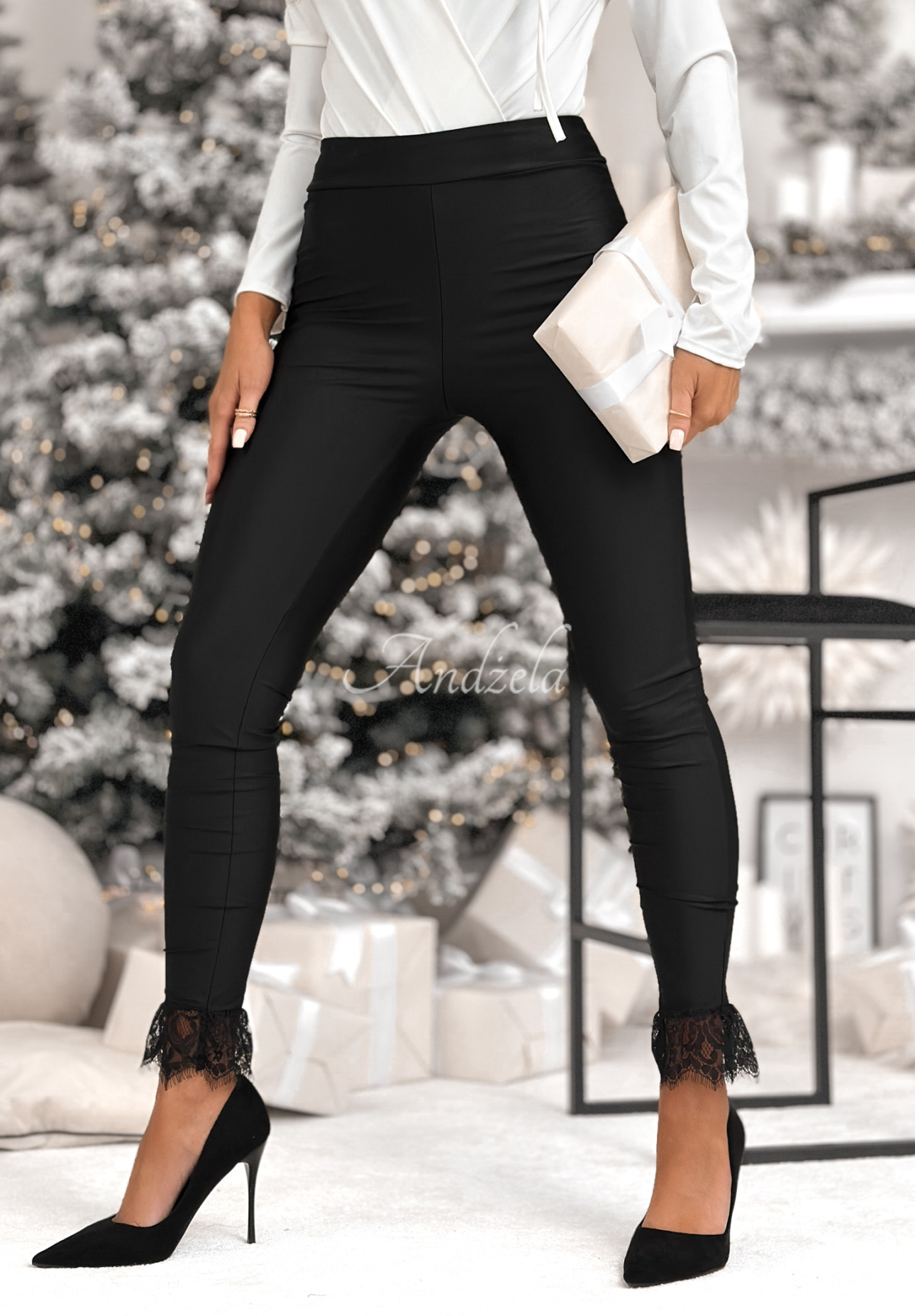 Leggings with lace Value Of Life black