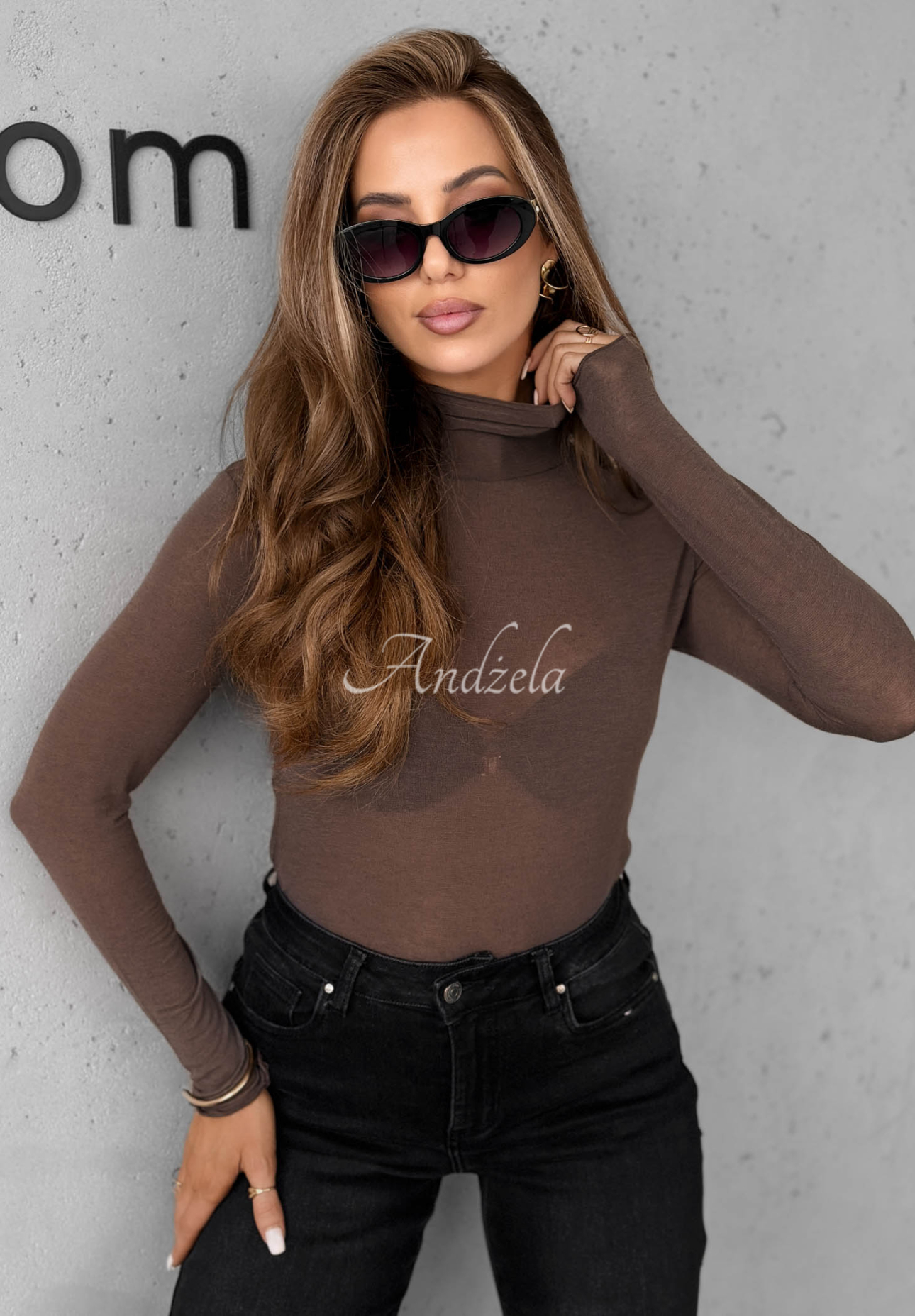 Bluzka mgiełka z golfem i kaszmirem Be The One czekoladowa