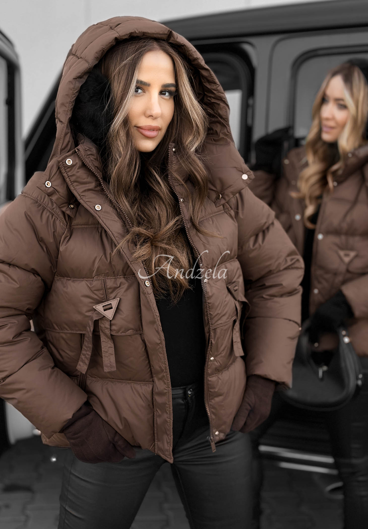 Short quilted hooded jacket Sister Winter chocolate