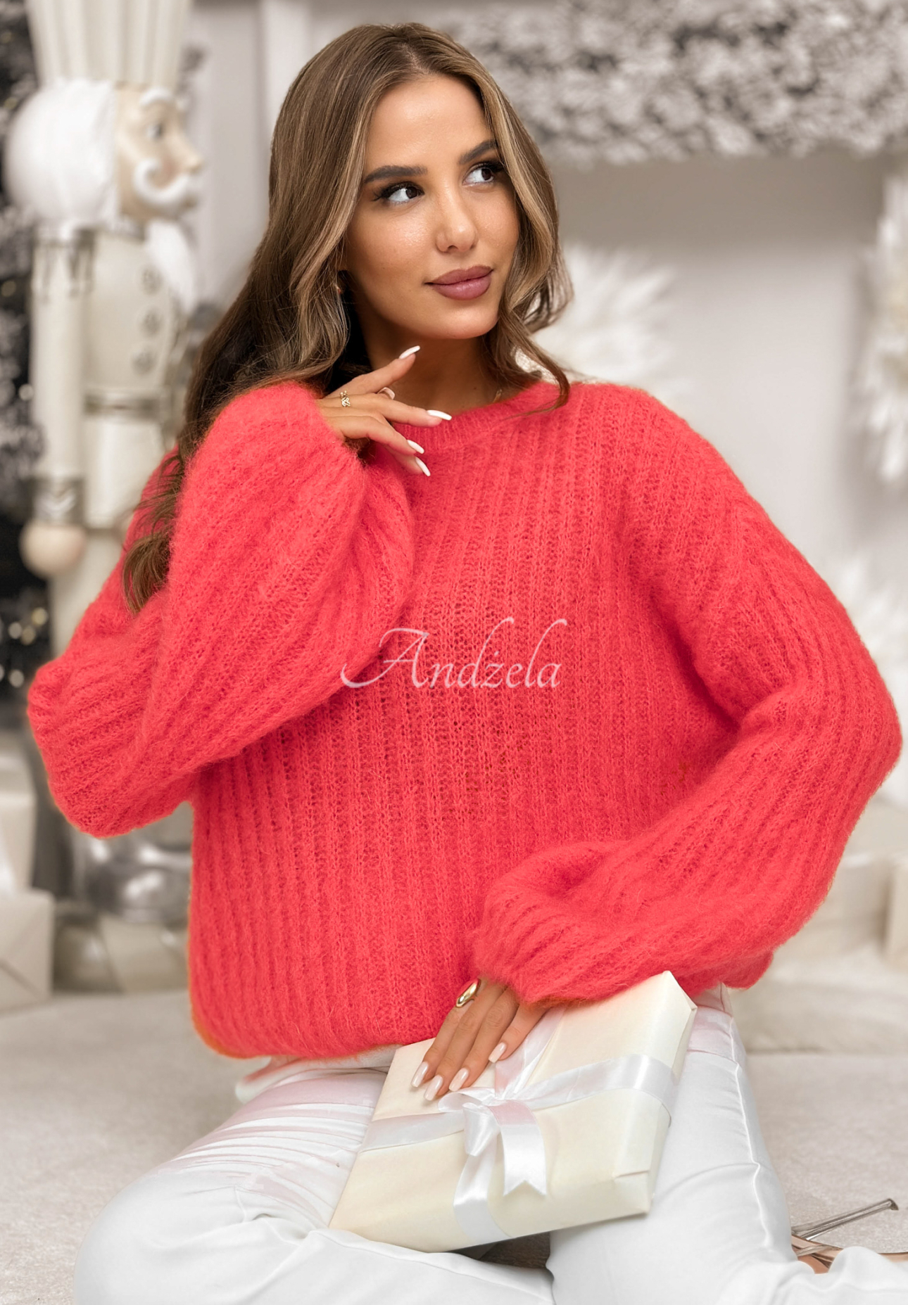 Moherowy sweter z szerokimi rękawami Better Than That koralowy