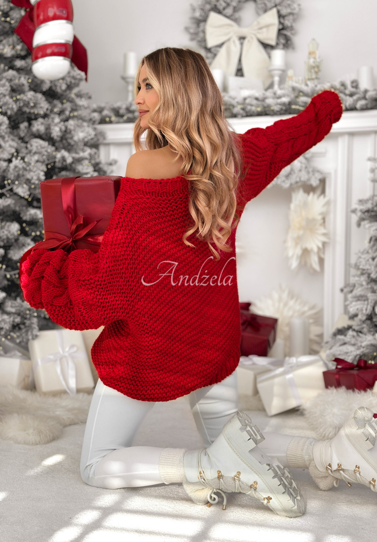 Sweter oversize ozdobnie pleciony z wełną White Season czerwony