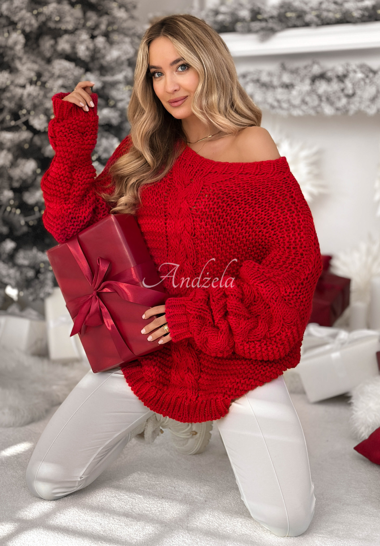 Sweter oversize ozdobnie pleciony z wełną White Season czerwony