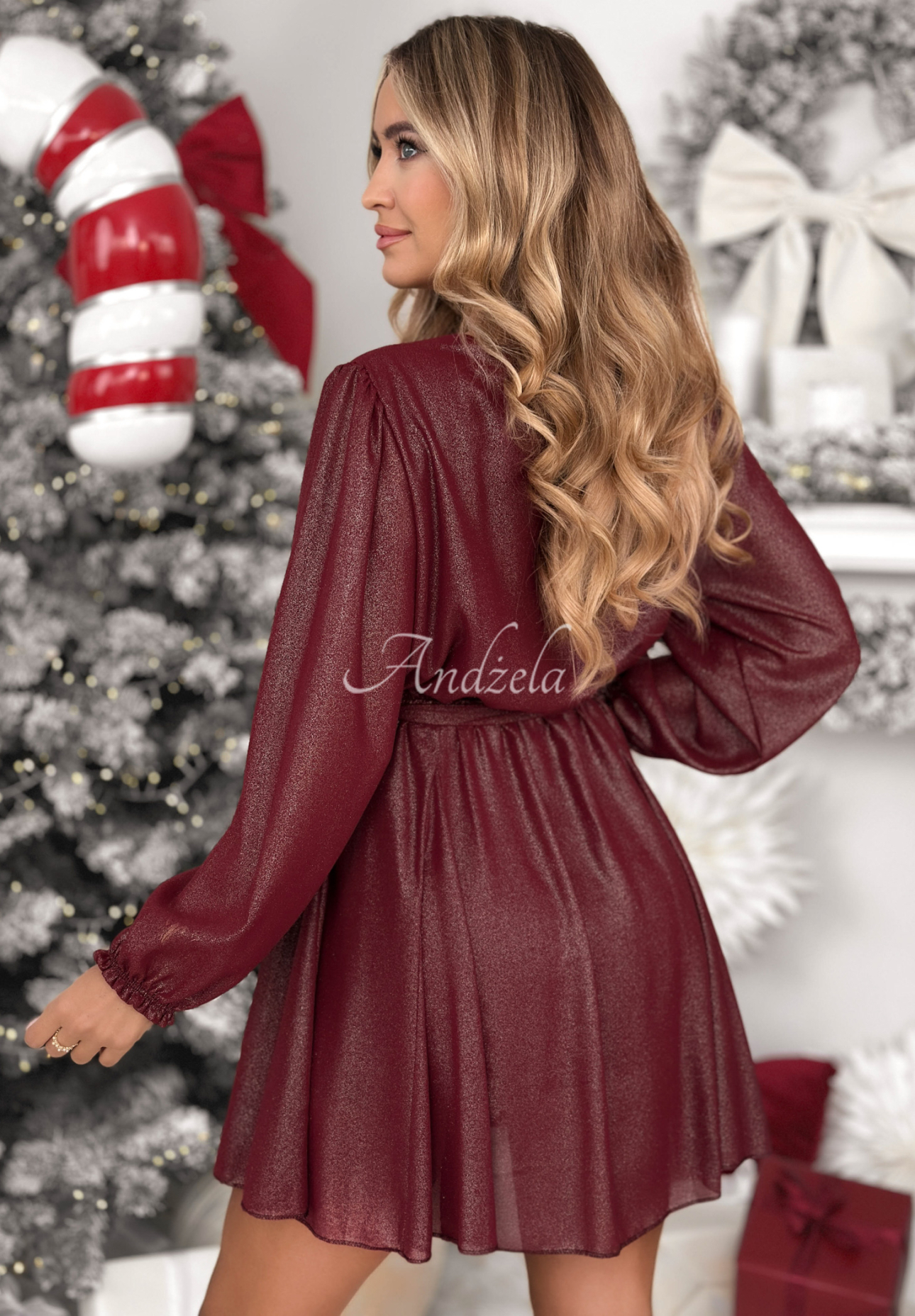 Shiny mini dress with belt Never Texted Back burgundy