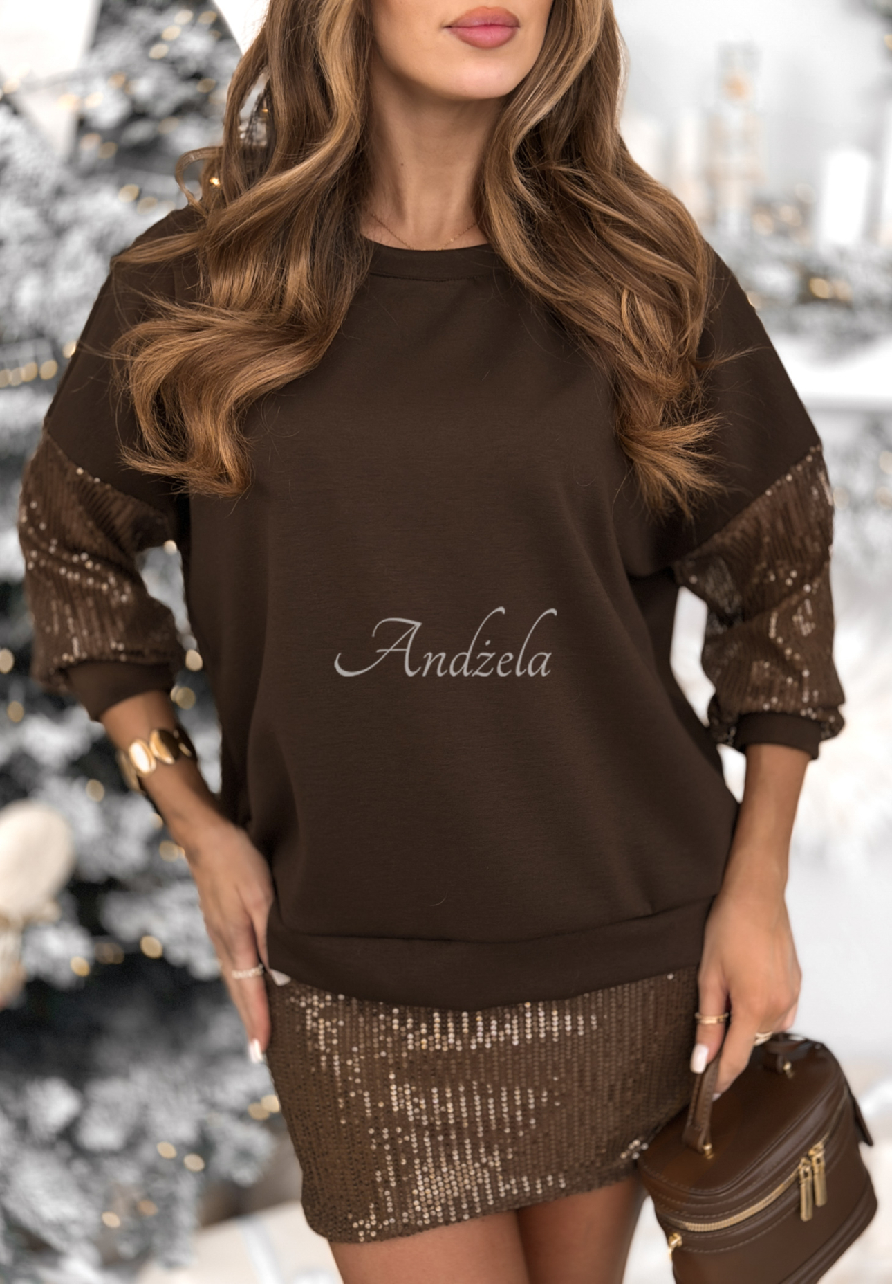 Sweatshirt and skirt set with sequins Got The Power chocolate