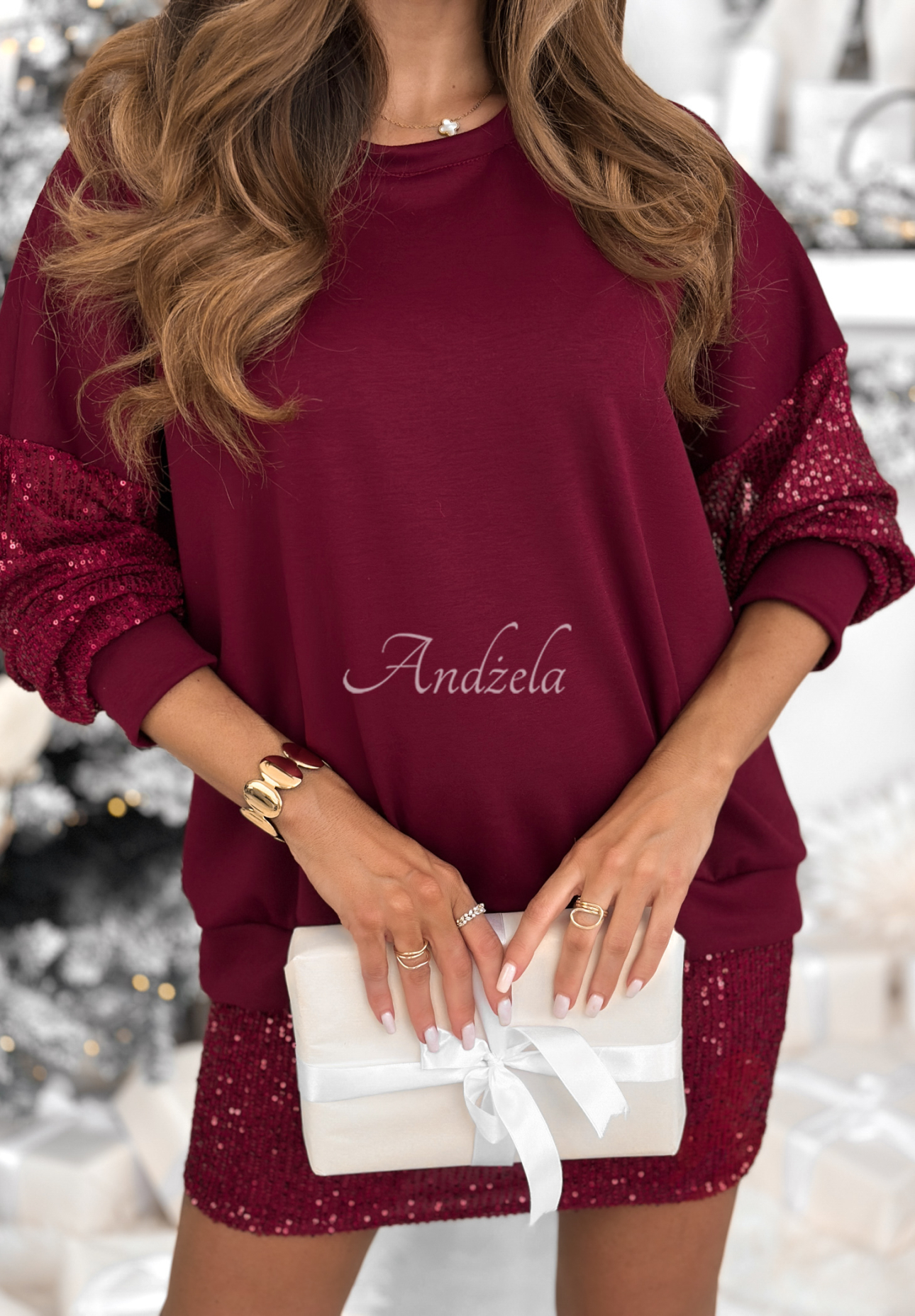 Sweatshirt and skirt set with sequins Got The Power burgundy