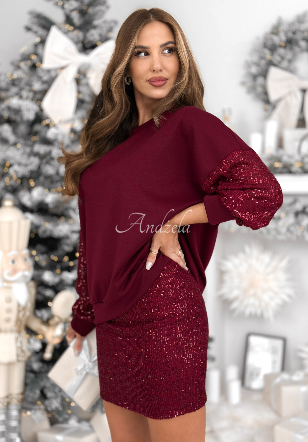 Sweatshirt and skirt set with sequins Got The Power burgundy