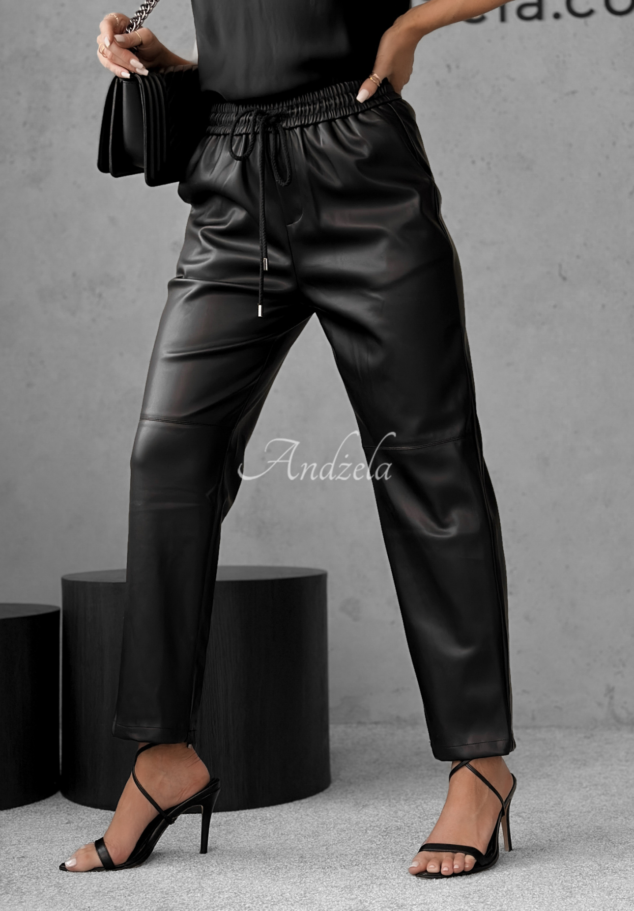 Skórzane spodnie Choosing Myself czarne