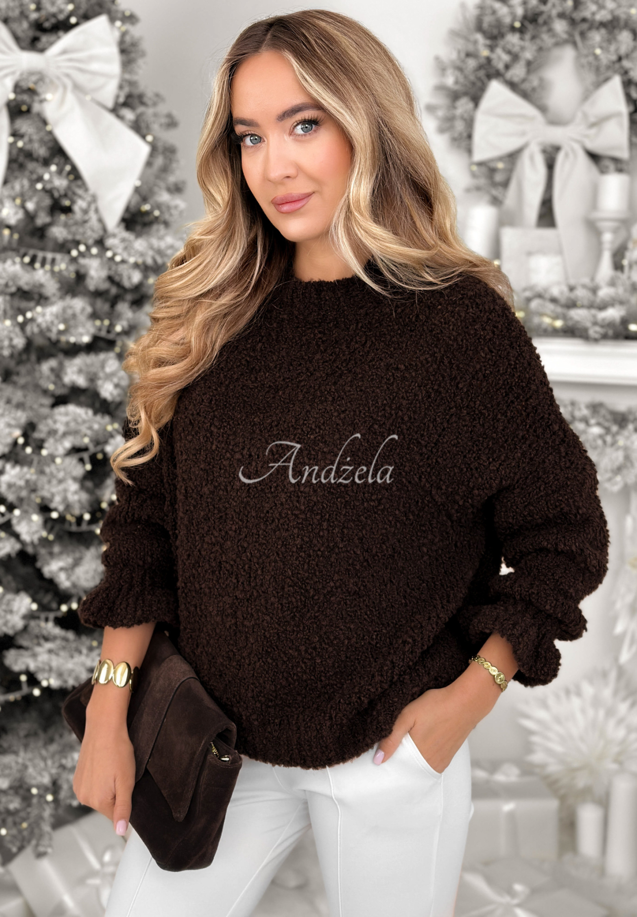 Sweater with wool and alpaca Feels Like Heaven chocolate