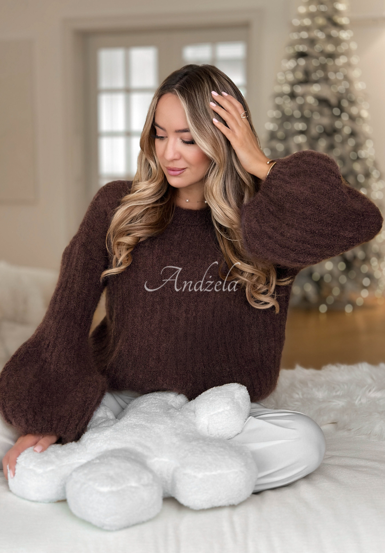 Soft mohair sweater with wide sleeves Cotton Candy chocolate