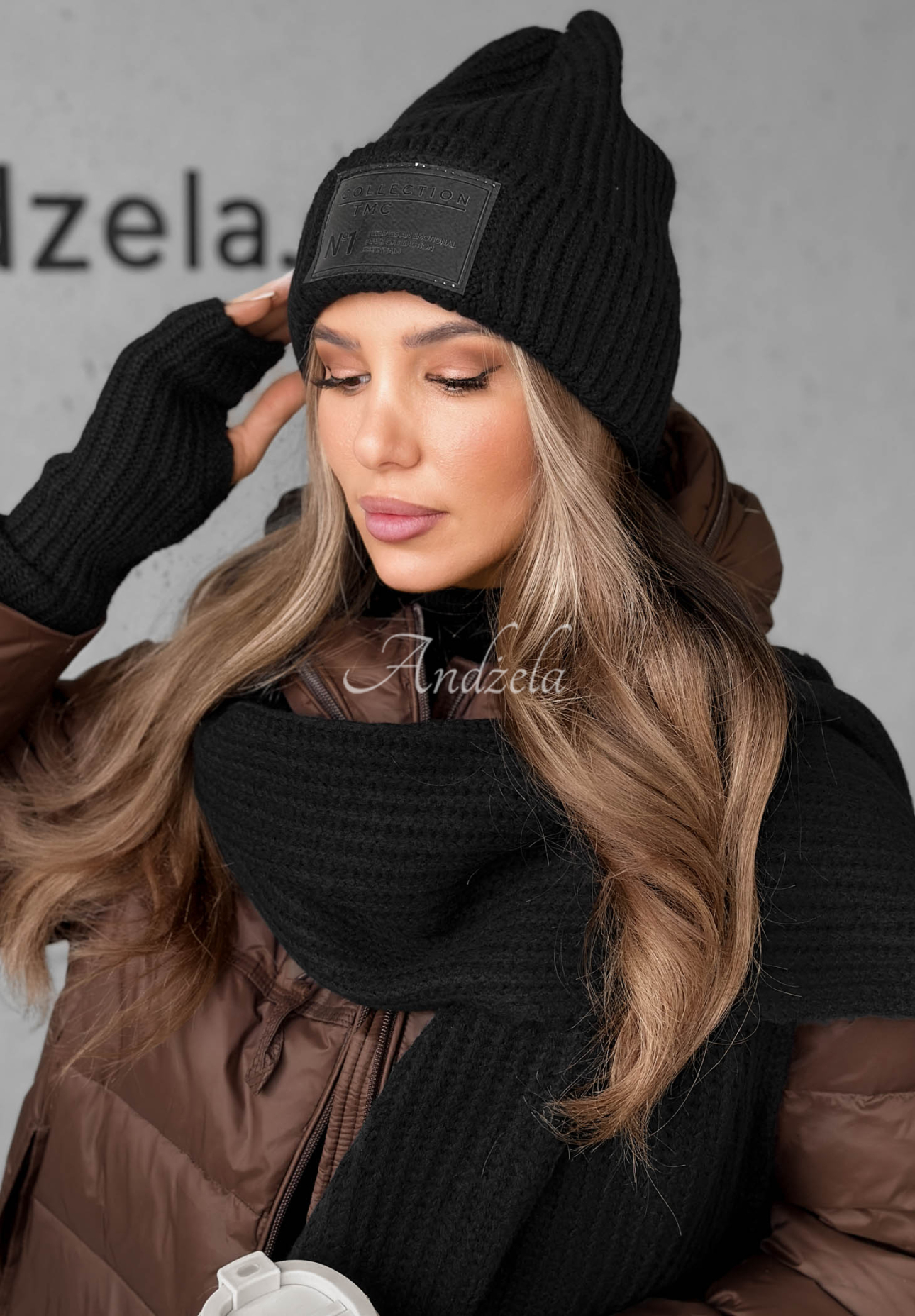 Hat, scarf, gloves set 3in1 December black
