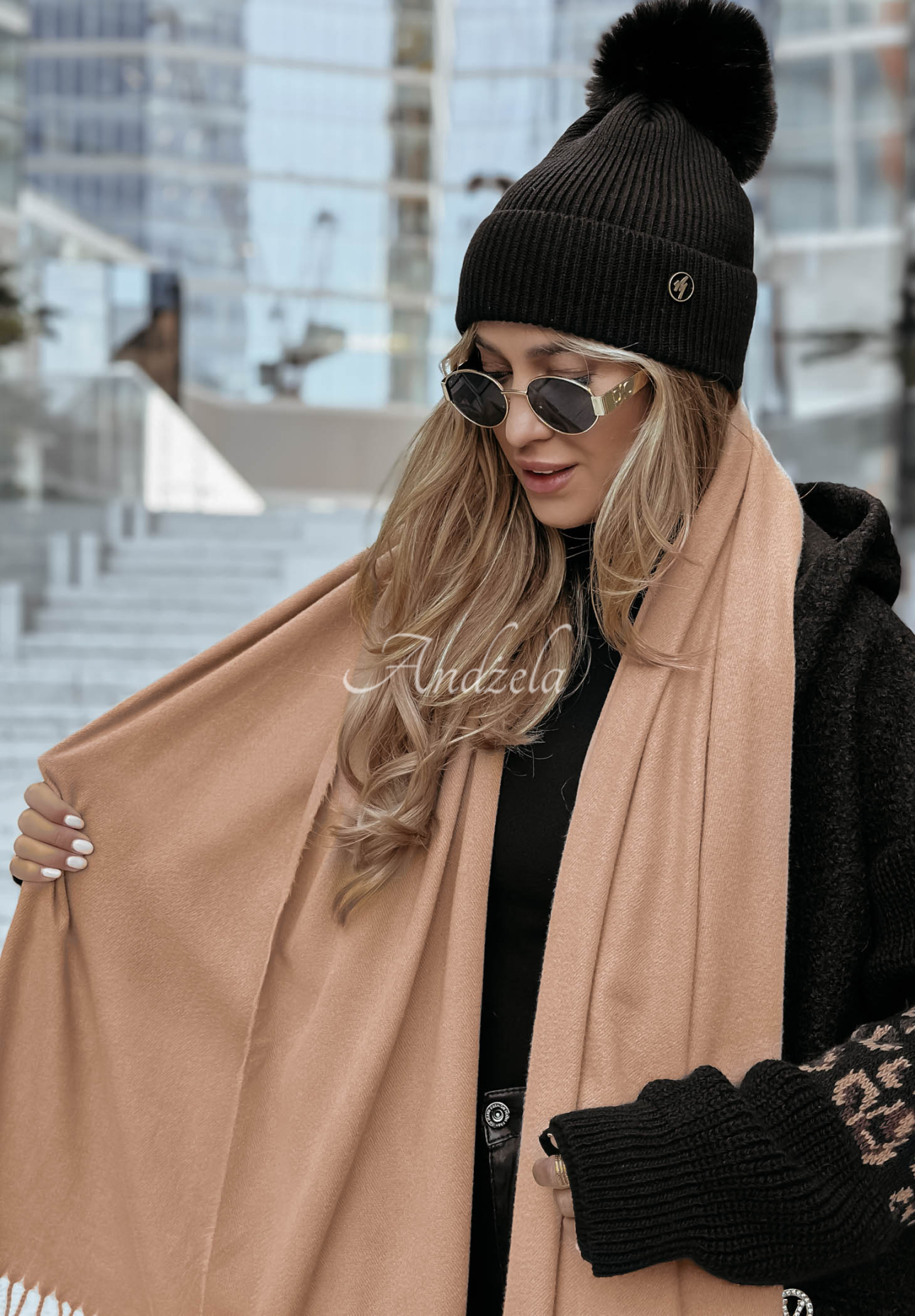 Closer To Heaven fringed scarf beige