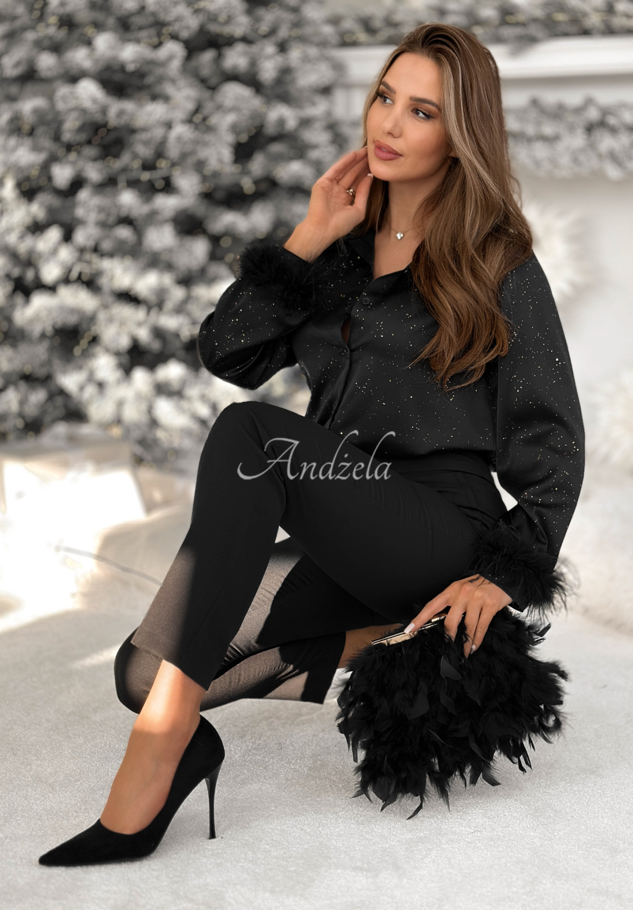 Shine Forever feather shirt black