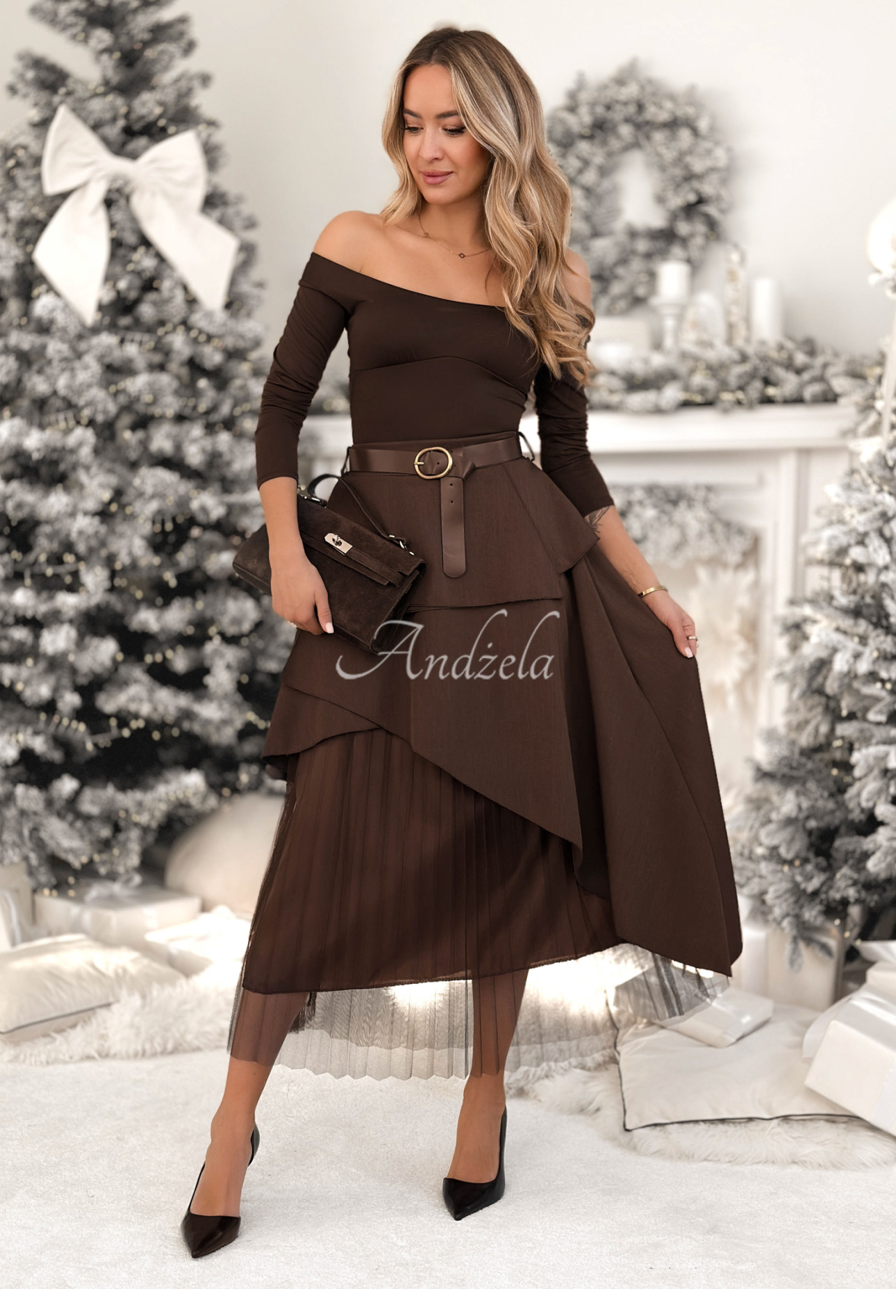 Pleated skirt with belt Change You Wish chocolate