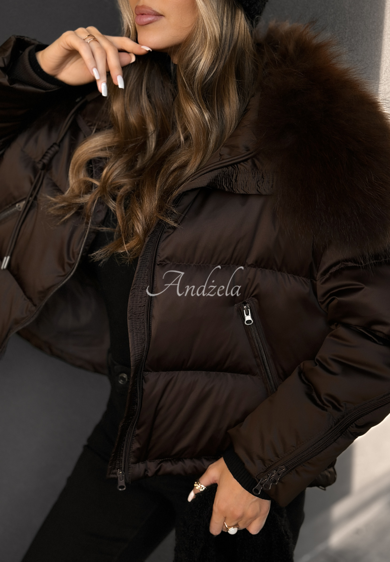 Down jacket with faux fur In Your Dreams chocolate