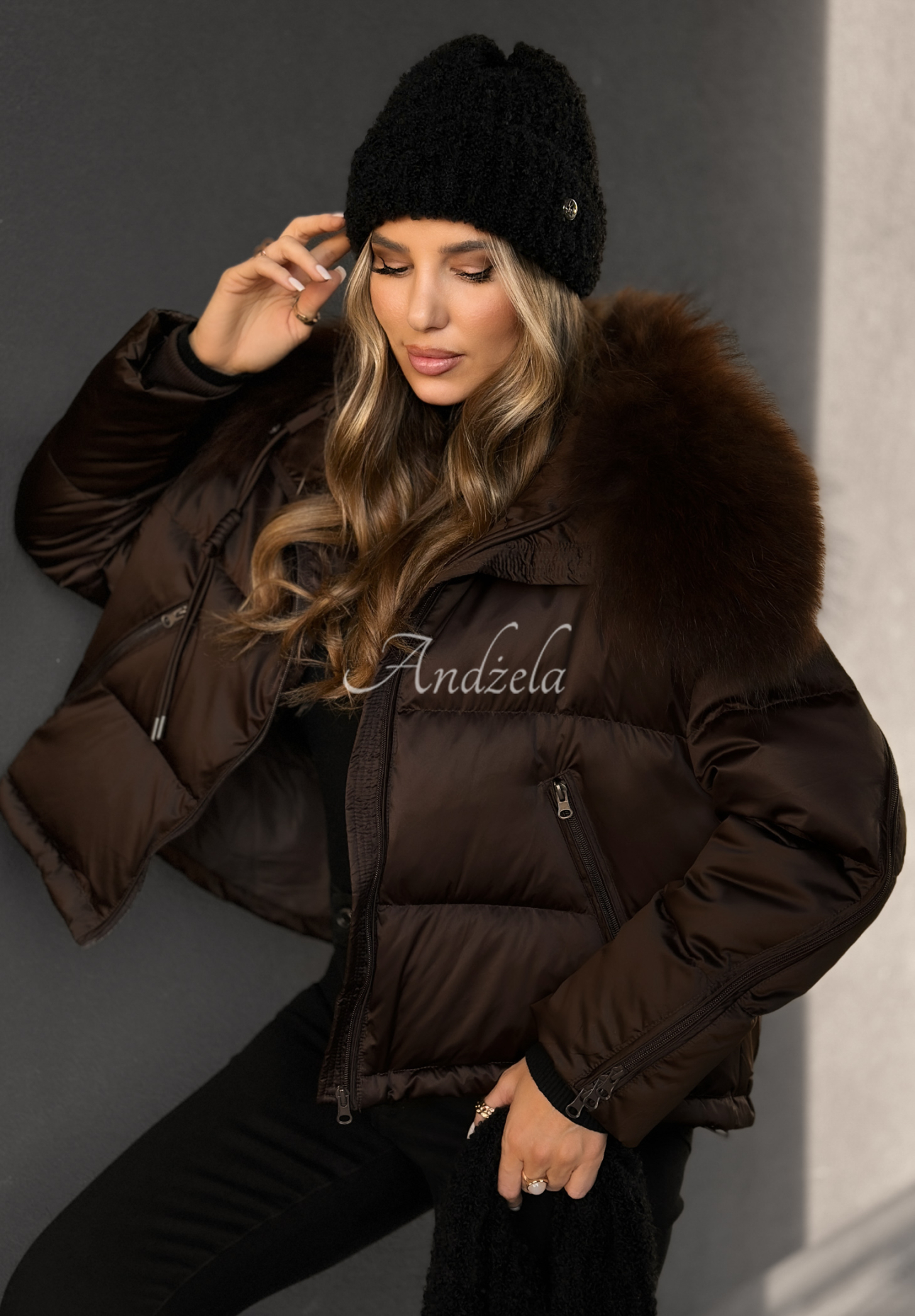 Down jacket with faux fur In Your Dreams chocolate