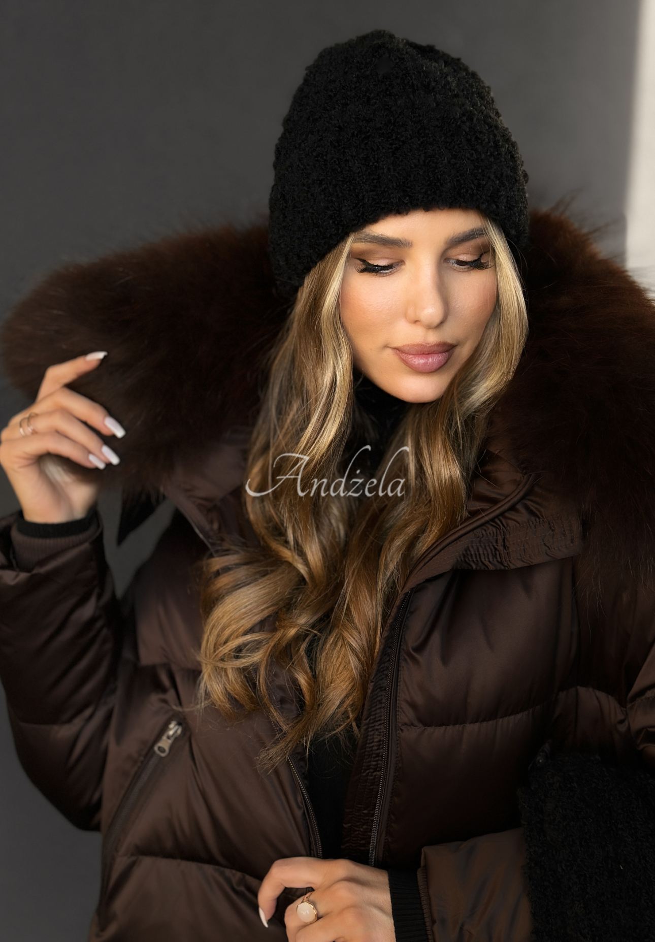 Down jacket with faux fur In Your Dreams chocolate