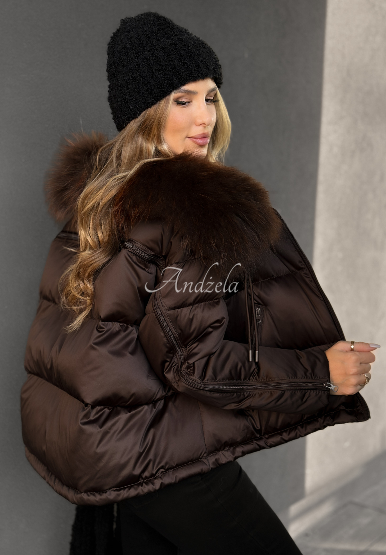 Down jacket with faux fur In Your Dreams chocolate
