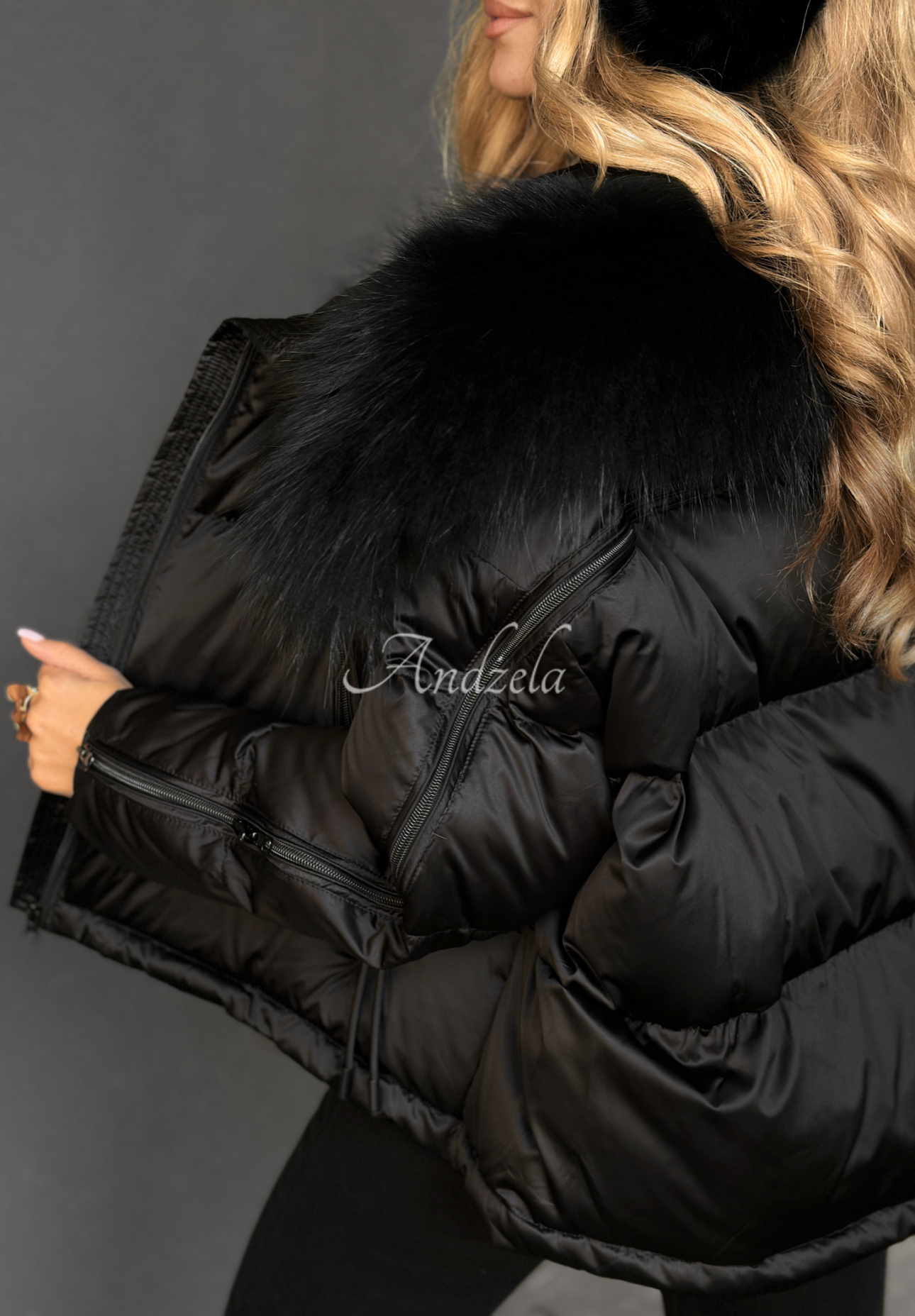 Puchowa kurtka z futerkiem In Your Dreams czarna