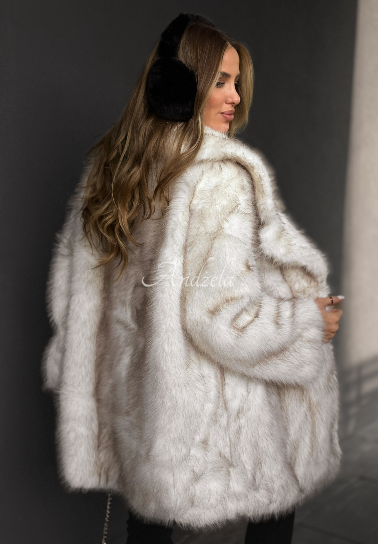 Płaszcz futerko z kołnierzem Chestnut Hill ecru