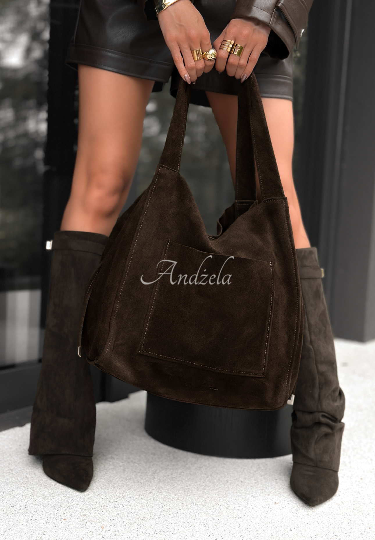 Zamszowa torebka Inspire to Aspire czekoladowa