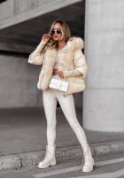 Krótka pikowana kurtka z futerkiem Frosty Horizon beżowa