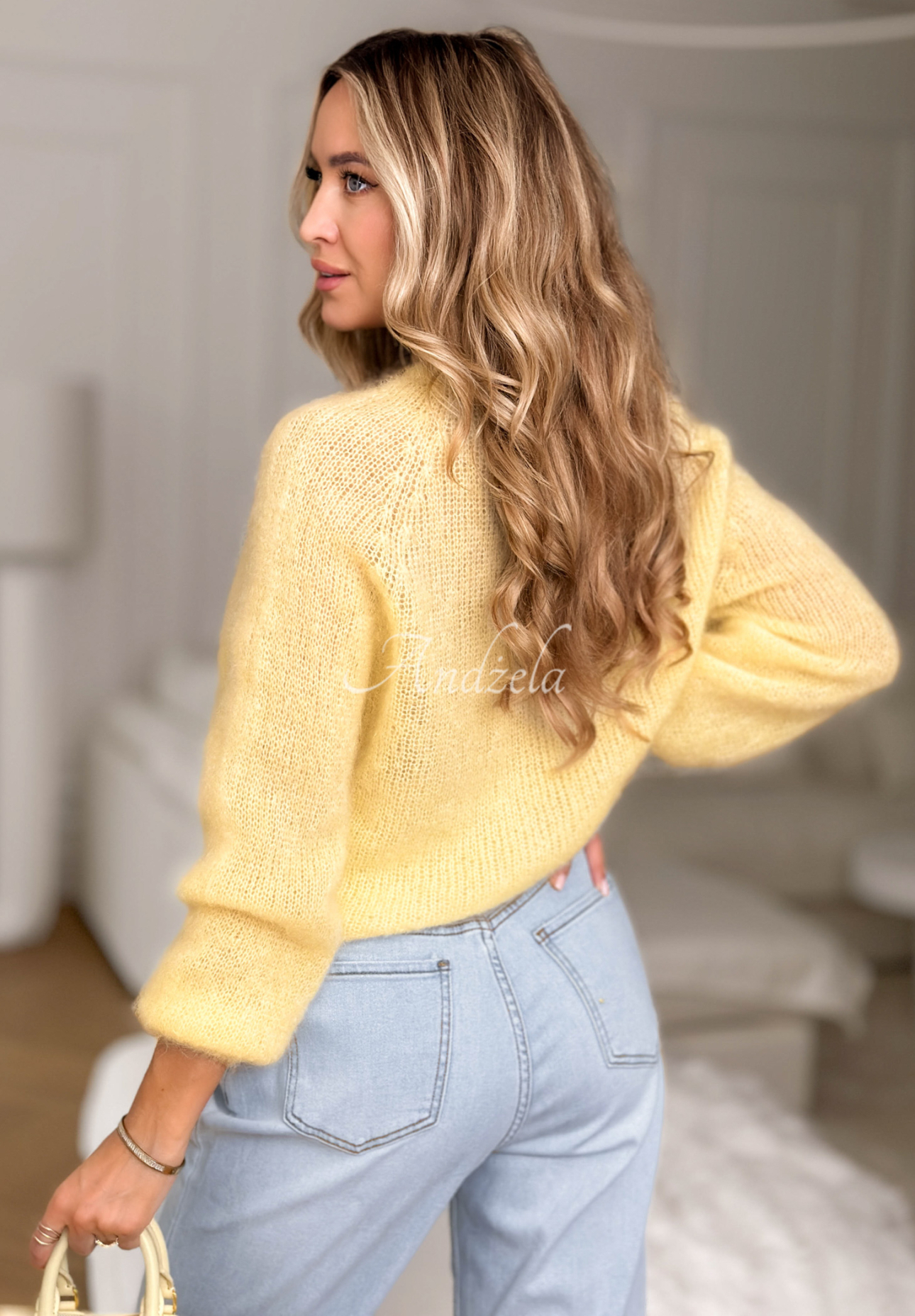 Moherowy sweter Warm Hug żółty