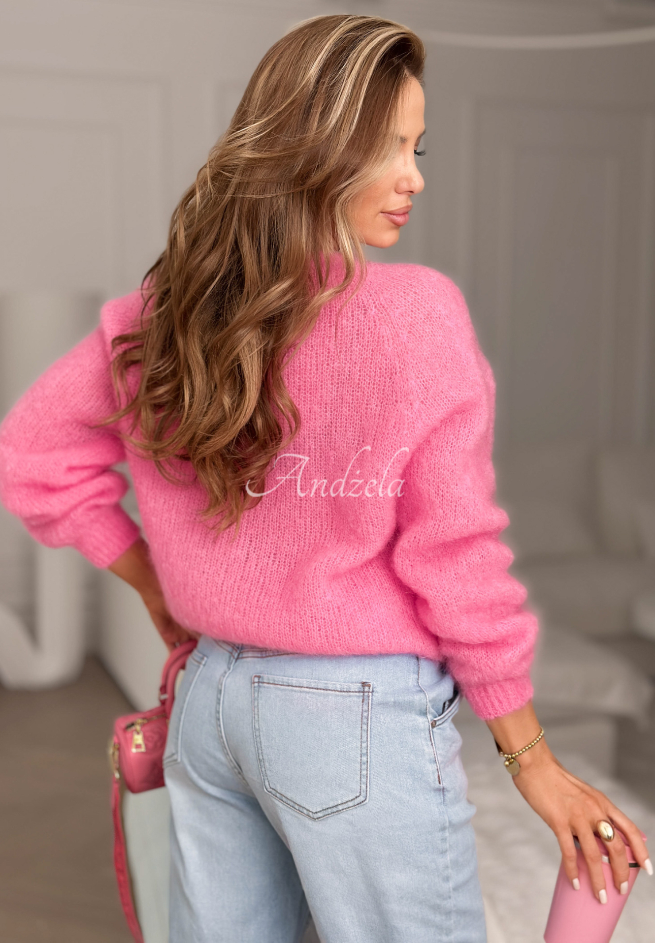 Moherowy sweter Warm Hug różowy